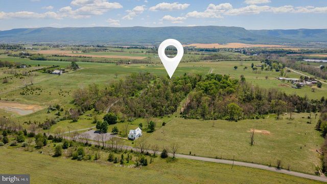 8570 S MIDDLE RD, Mount Jackson, VA 22842