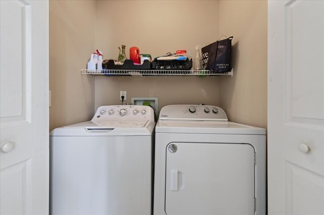 293 Clearfount Dr, Clarksville, TN 37043