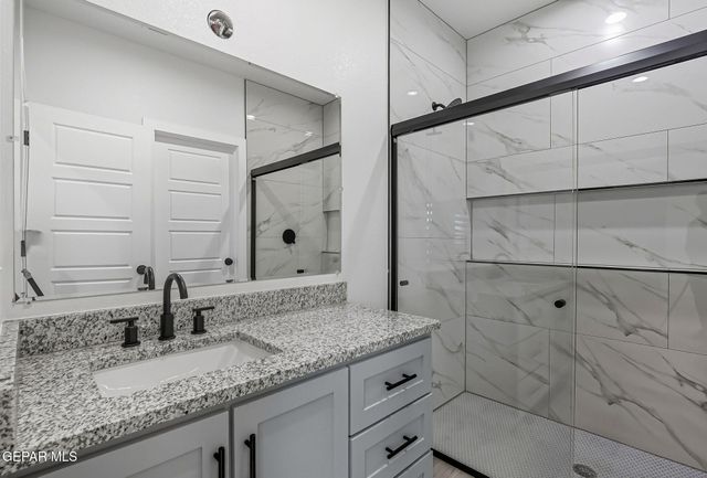 1417 NAMBI DESERT Drive, Chaparral, NM 88081