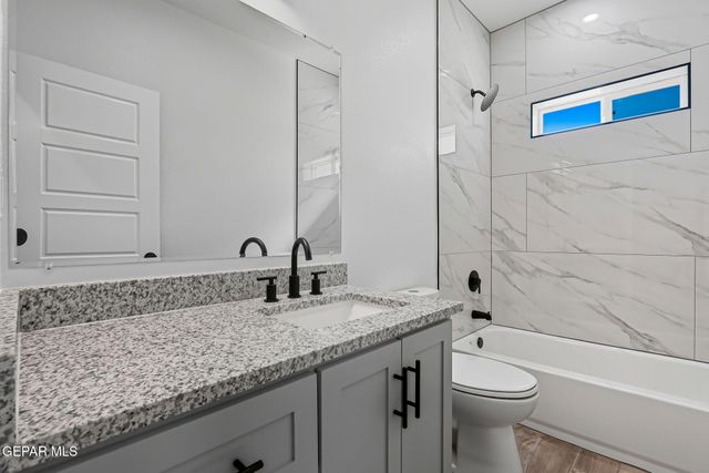 1417 NAMBI DESERT Drive, Chaparral, NM 88081