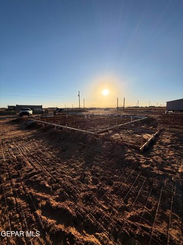 1417 NAMBI DESERT Drive, Chaparral, NM 88081