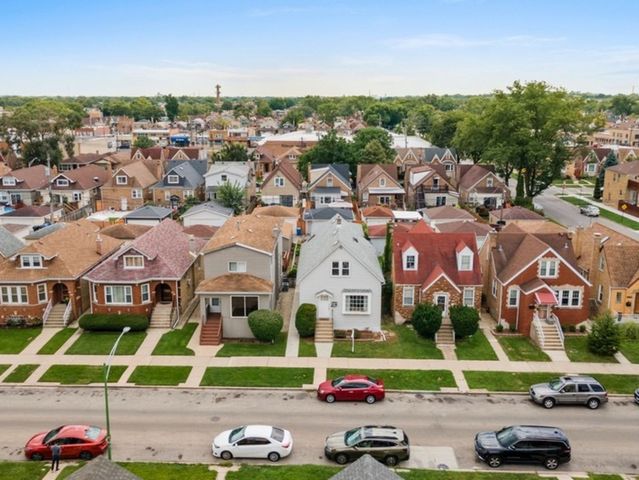 6049 W School Street, Chicago, IL 60634