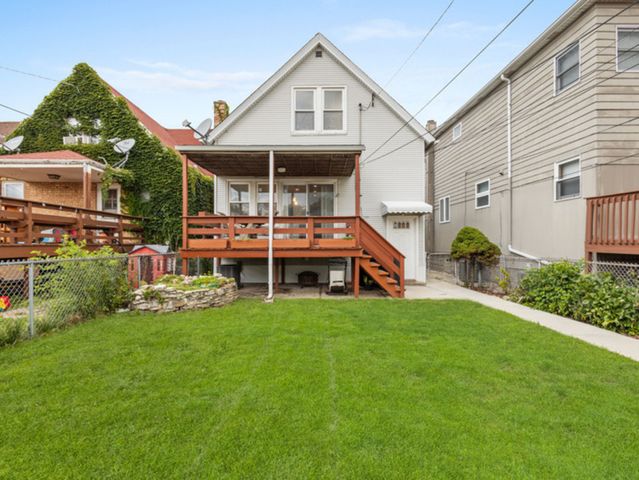 6049 W School Street, Chicago, IL 60634