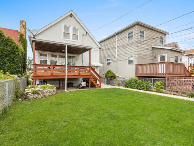 6049 W School Street, Chicago, IL 60634