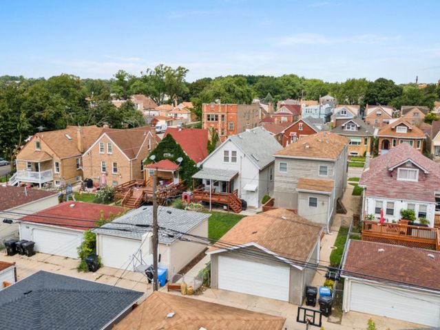 6049 W School Street, Chicago, IL 60634