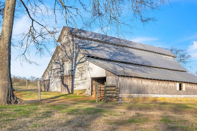 3138 Richmond Rd, Petersburg, TN 37144