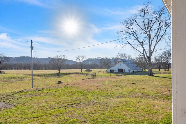 3138 Richmond Rd, Petersburg, TN 37144