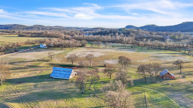 3138 Richmond Rd, Petersburg, TN 37144