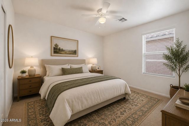 931 S SABINO Drive, Gilbert, AZ 85296