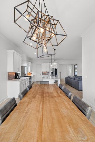 901B Gale Ln, Nashville, TN 37204