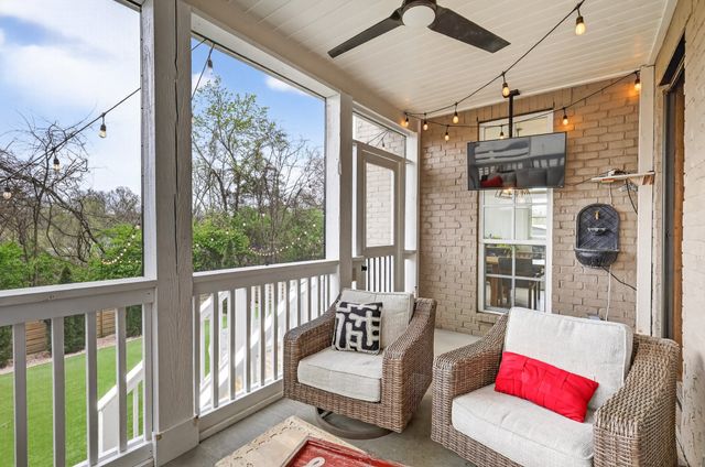 901B Gale Ln, Nashville, TN 37204