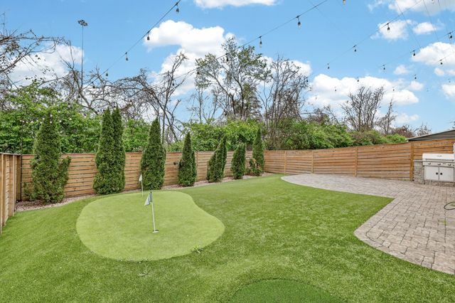 901B Gale Ln, Nashville, TN 37204