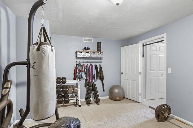 5564 Colleen Circle, Fitchburg, WI 53711