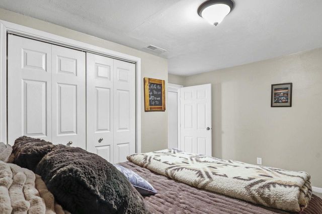 5564 Colleen Circle, Fitchburg, WI 53711