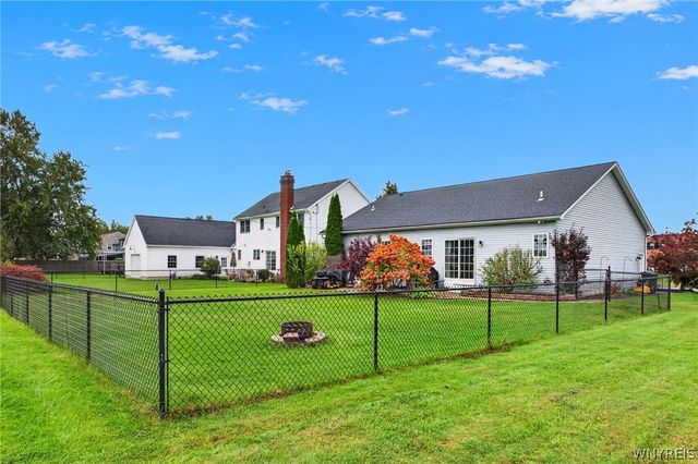 1505 Vanderbilt Avenue, North Tonawanda, NY 14120