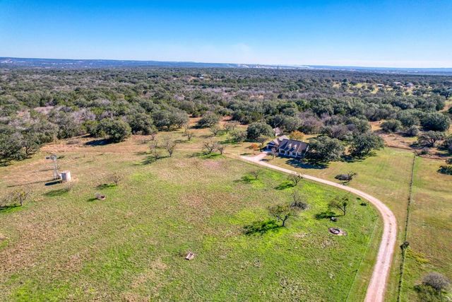 121 Amber CRK, Burnet, TX 78611