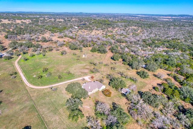 121 Amber CRK, Burnet, TX 78611