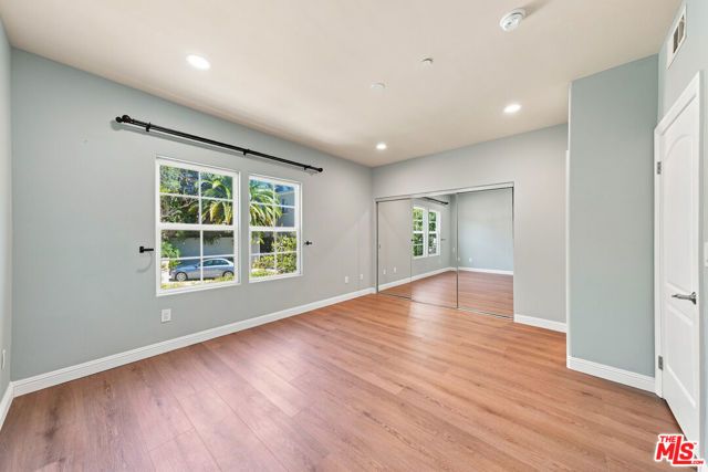2743 Montrose Avenue 108, Montrose, CA 91020