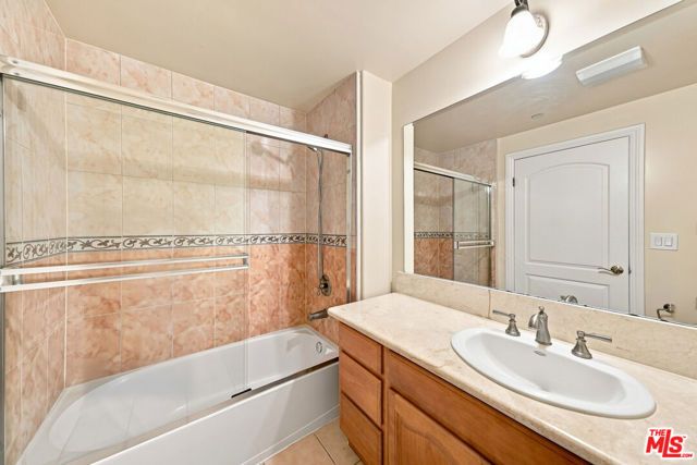 2743 Montrose Avenue 108, Montrose, CA 91020