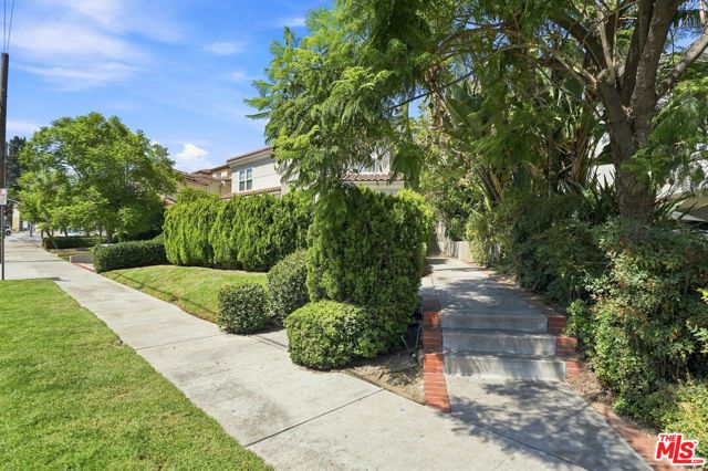 2743 Montrose Avenue 108, Montrose, CA 91020