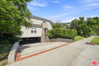 2743 Montrose Avenue 108, Montrose, CA 91020