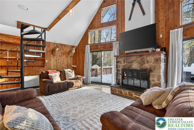 31 Boulder Road, Kidder Twp, PA 18624