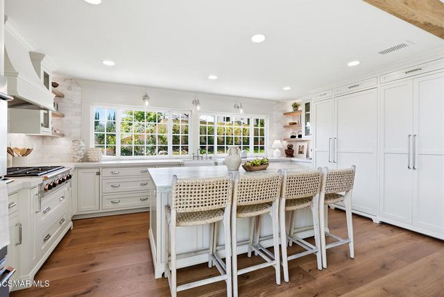 1944 Stonesgate Street, Westlake Village, CA 91361