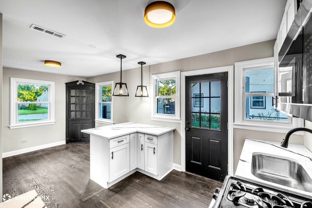 3041 W 113th Place, Merrionette Park, IL 60803
