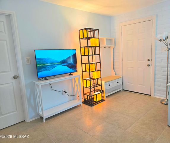 210 W Camino Alameda, Green Valley, AZ 85614