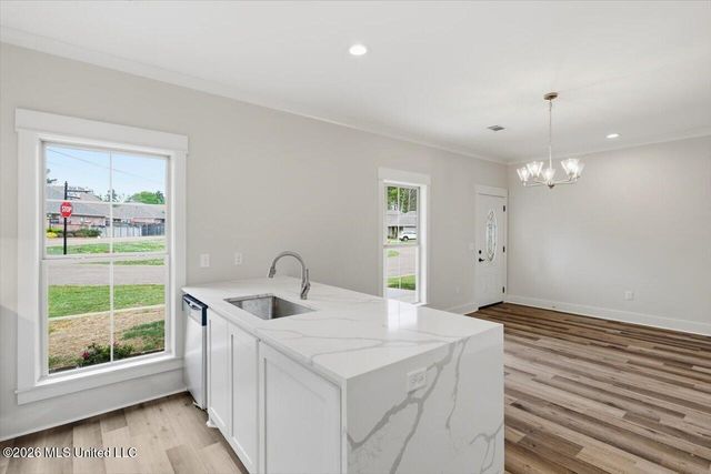 135 Shiloh Parkway Drive, Brandon, MS 39042