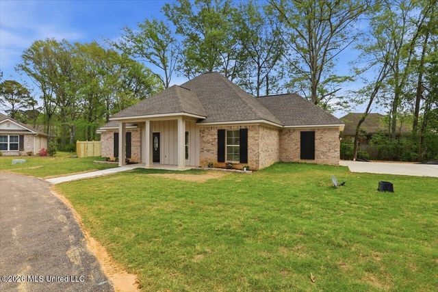 135 Shiloh Parkway Drive, Brandon, MS 39042