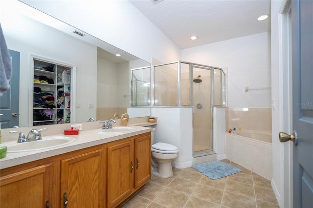 1886 ISLAND WALK DRIVE, Orlando, FL 32824