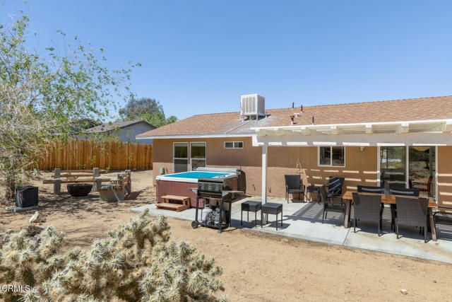61515 Capilla Drive, Joshua Tree, CA 92252