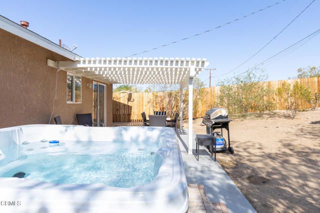 61515 Capilla Drive, Joshua Tree, CA 92252