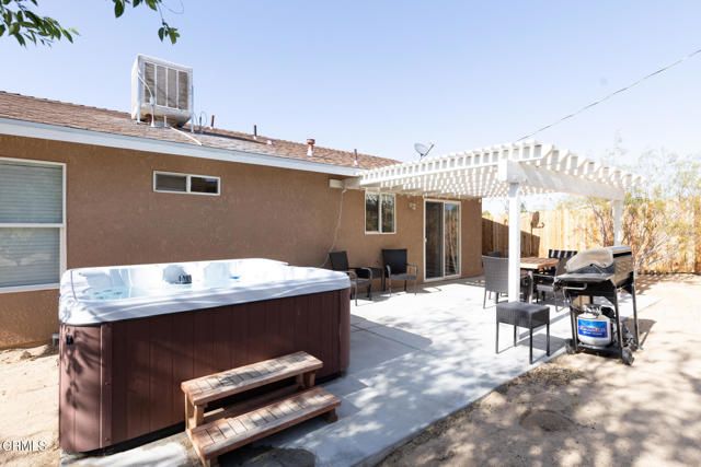 61515 Capilla Drive, Joshua Tree, CA 92252