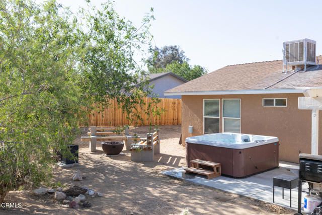 61515 Capilla Drive, Joshua Tree, CA 92252