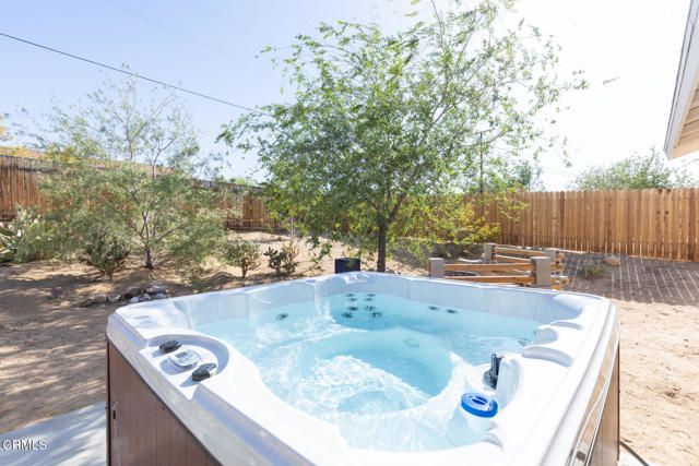 61515 Capilla Drive, Joshua Tree, CA 92252