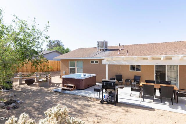 61515 Capilla Drive, Joshua Tree, CA 92252