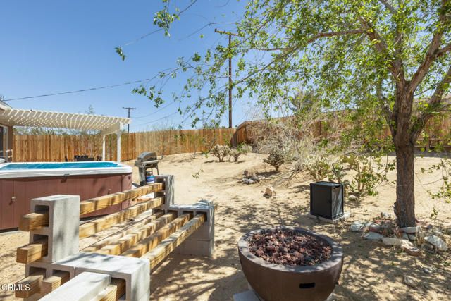 61515 Capilla Drive, Joshua Tree, CA 92252