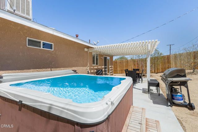 61515 Capilla Drive, Joshua Tree, CA 92252