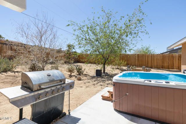 61515 Capilla Drive, Joshua Tree, CA 92252