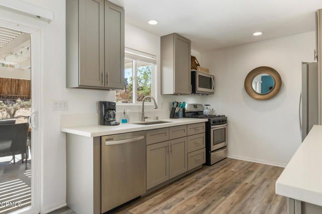 61515 Capilla Drive, Joshua Tree, CA 92252