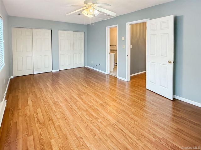 1206 Chelsea Cove S, Hopewell Junction, NY 12533