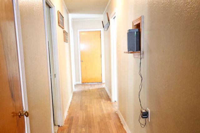 725 S Austin Street, De Leon, TX 76444