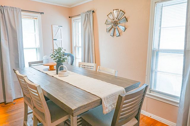725 S Austin Street, De Leon, TX 76444