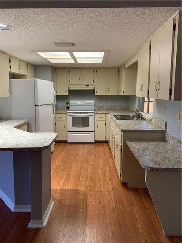 10881 SW 81ST AVENUE ROAD, Ocala, FL 34481