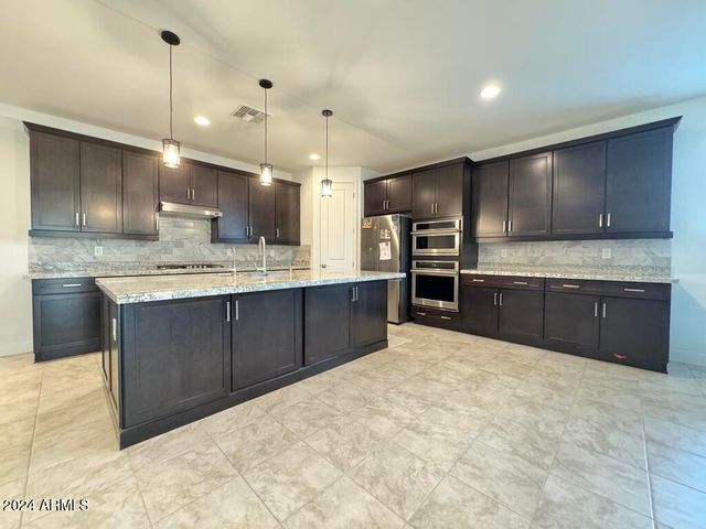 14241 W Soft Wind Drive, Surprise, AZ 85387