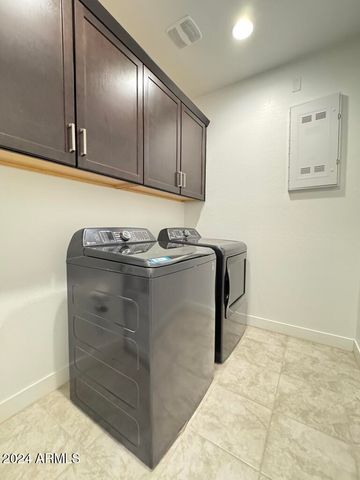 14241 W Soft Wind Drive, Surprise, AZ 85387