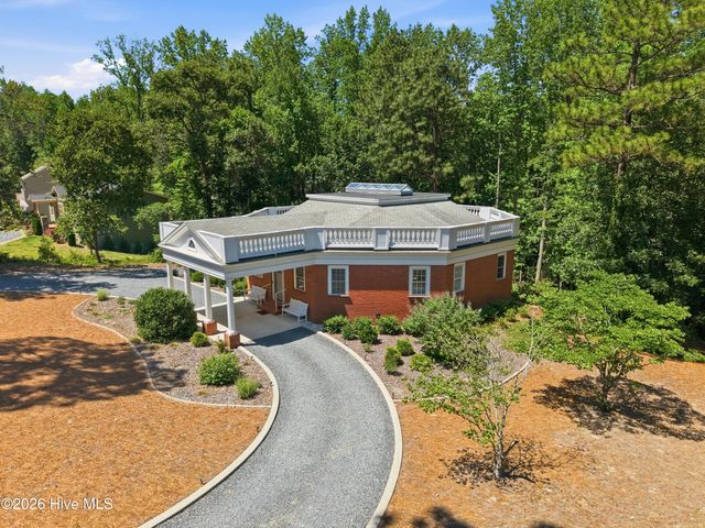 195 Canter Lane, Pinehurst, NC 28374