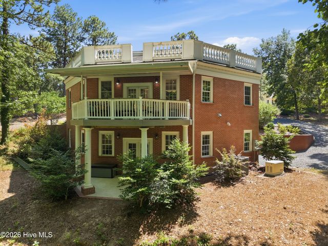 195 Canter Lane, Pinehurst, NC 28374